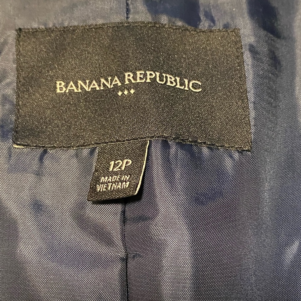 Beautiful Banana Republic Suit Navy and Black Plaid - Picture 6 of 6